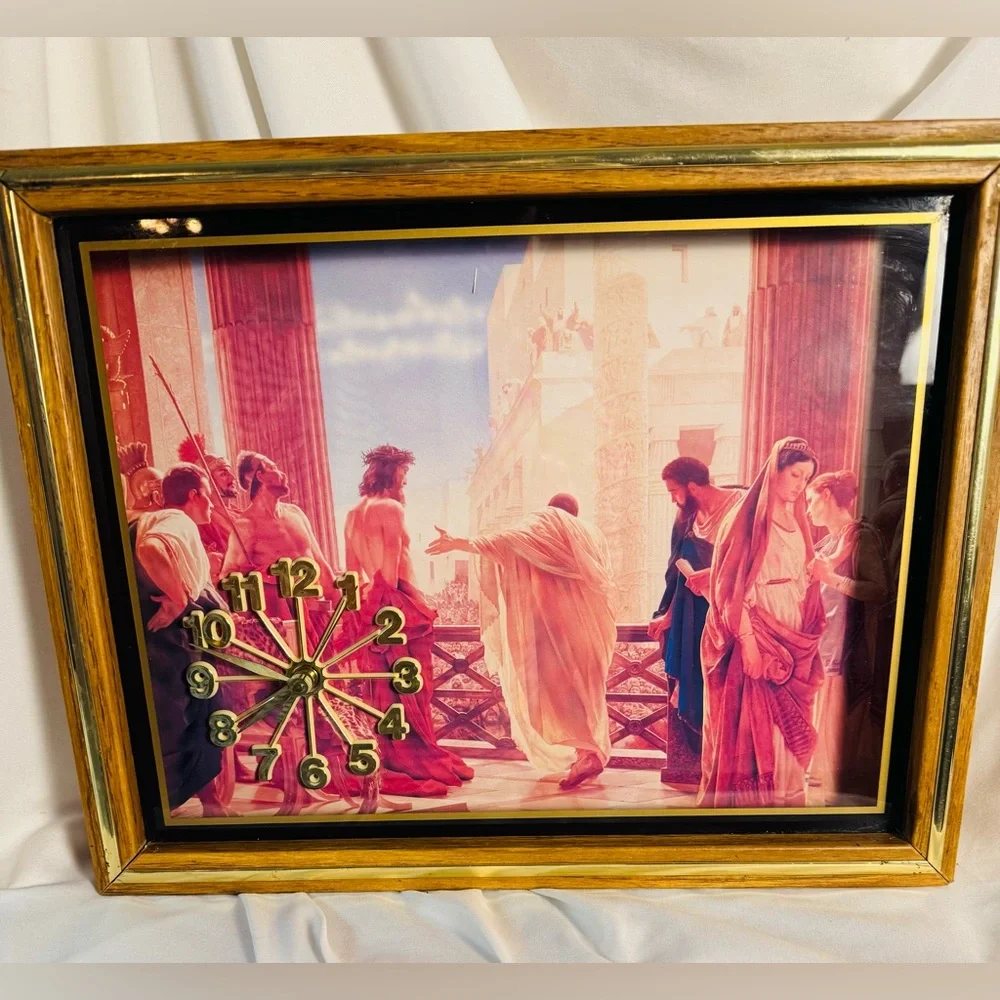 Vintage Wall clock - Jesus Framed Wall Clock Slide out trim for glass cleaning!